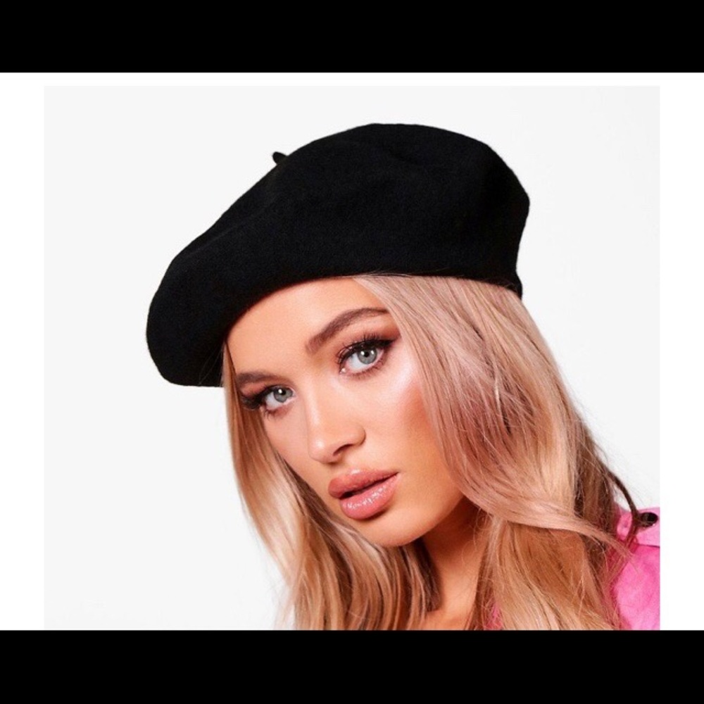 New beret hat